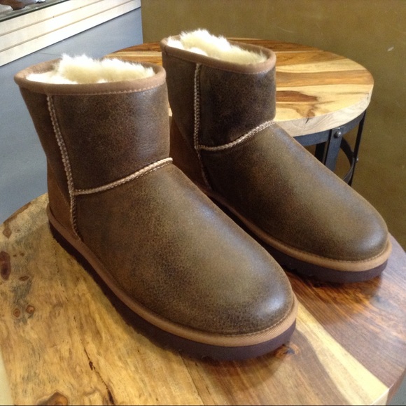 ugg classic mini bomber